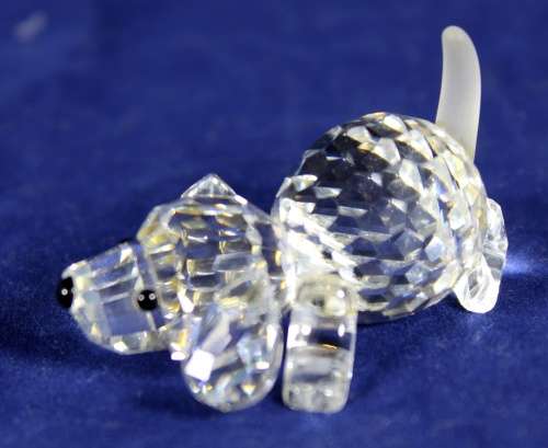 Swarovski Crystal - Dog Lying Down - A beautiful treasure!! Bid now!!