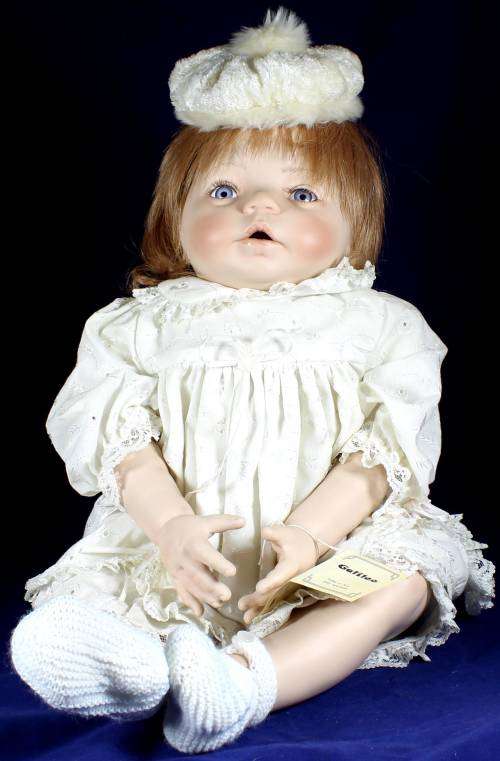Porcelain doll - Galilee - sweat-pea