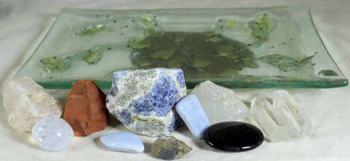Glass tray with semi precious stone