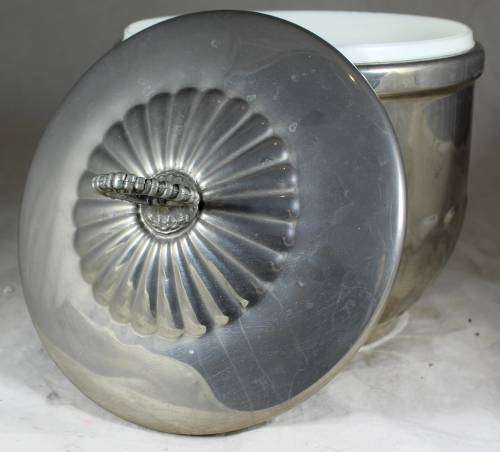 Silver plated lidded ice bucket with lions head handles