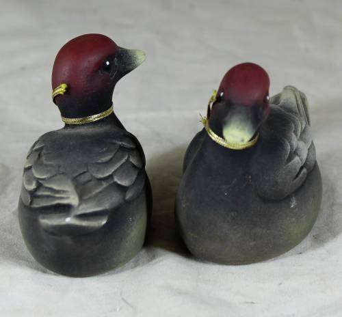 Pair of small molded ducks