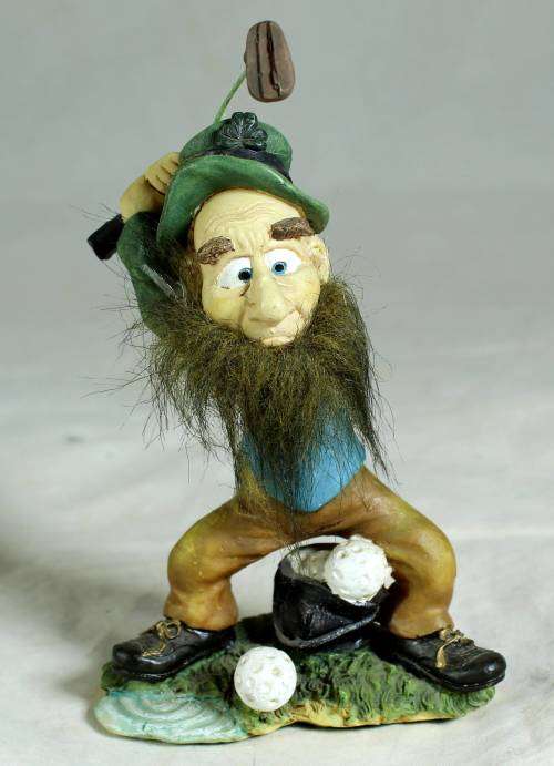 Leprechaun golfer taking a swing