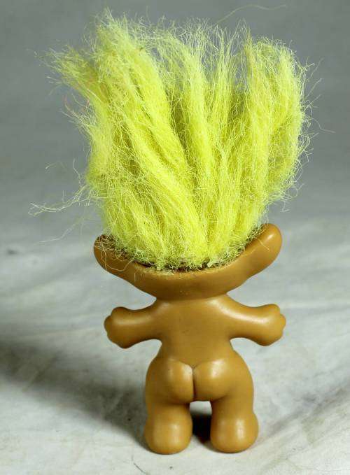 Small Troll with yellow hair - Arlenco