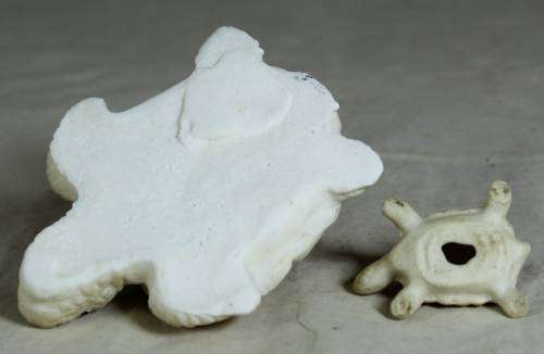 Small Molded White Tortoise with Baby  Bid Now!!