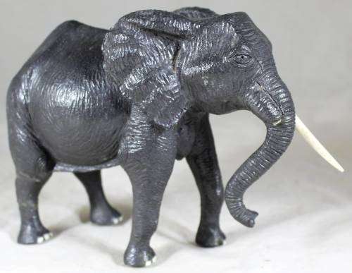 HR Mkhele metal elephant