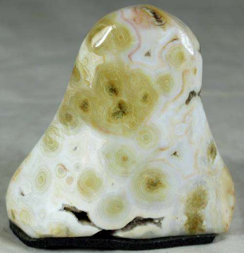 Semi-precious display stone