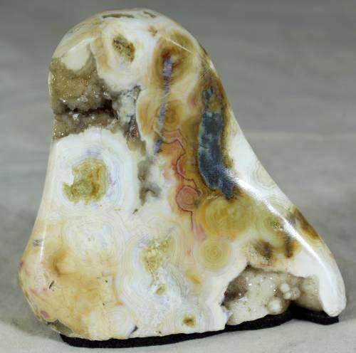 Semi-precious display stone