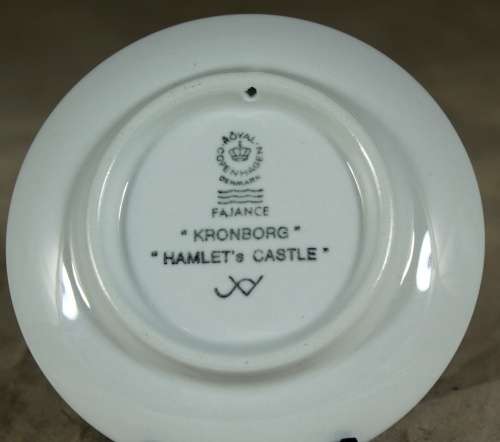 Royal Copenhagen Fajance - 1988 Hamlets Castle  Bid Now!!
