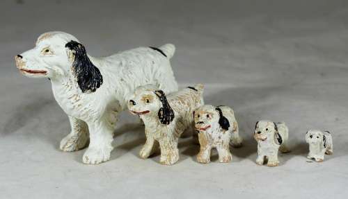 5 Graduated Spaniels  Bid Now!!