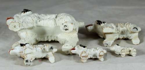 5 Graduated Spaniels  Bid Now!!