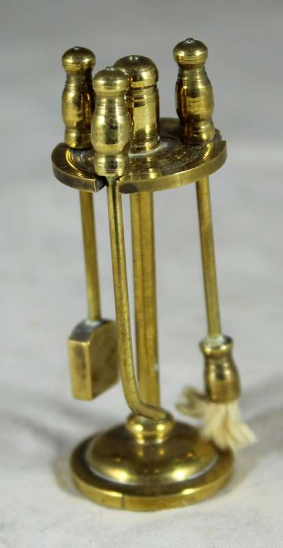Miniature Bronze Cleaning Set  Bid Now!!