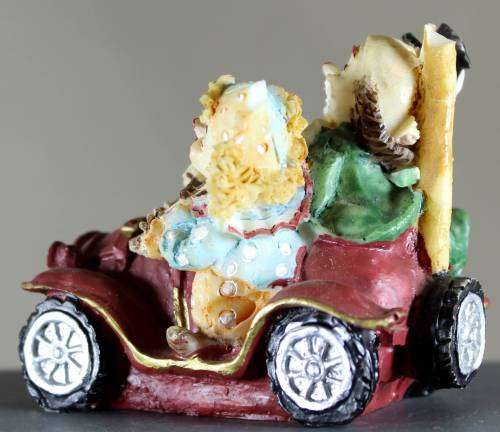 Small Clown Figurine - Driving a car - BID NOW