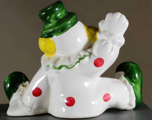 Small Clown Figurine - Seated Clown Waving - BID NOW