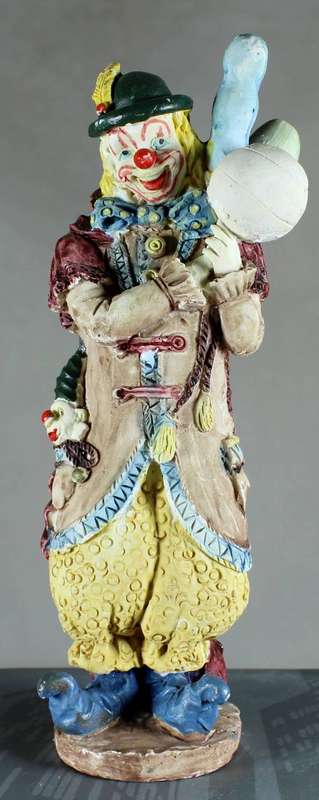 Clown Figurine - With Balloons and Puppet - BID NOW