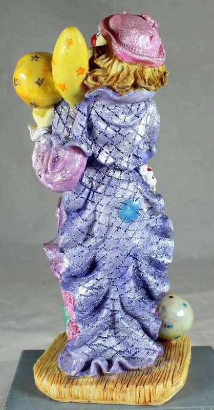 Large Clown Figurine - Holding Balls And Balloons - BID NOW