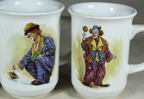 Set of 4 Clown Mugs - BID NOW