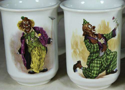 Set of 4 Clown Mugs - BID NOW