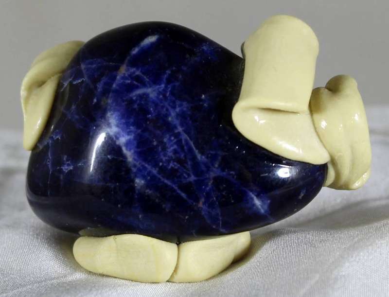Miniature precious stone piggy