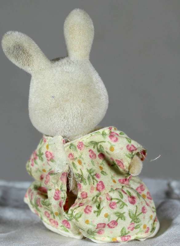 Sylvanian Families - Bunny Girl in a Summer Dress