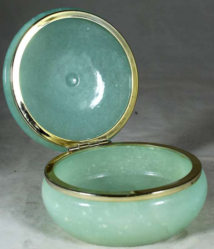 Alabaster powder bowl from Italy