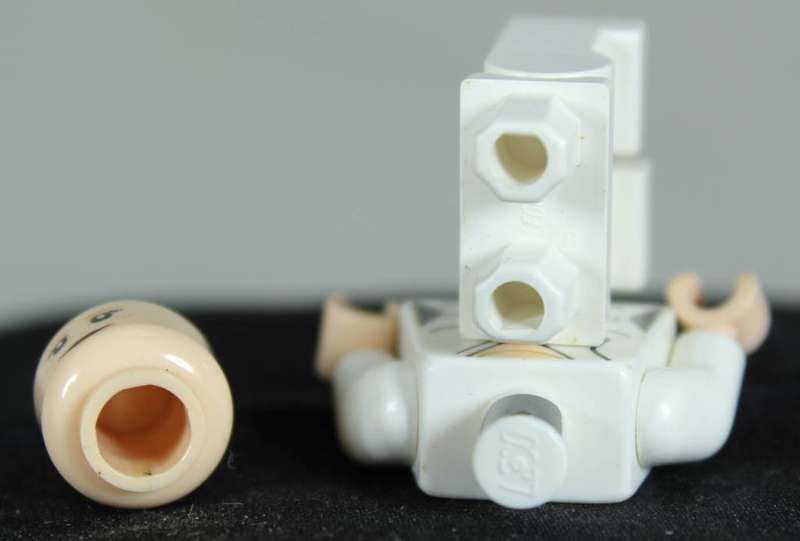 LEGO MINI FIGURINE-PEPPER POTS(IRON MAN,MALIBU MANSION ATTACK SH068) BID NOW