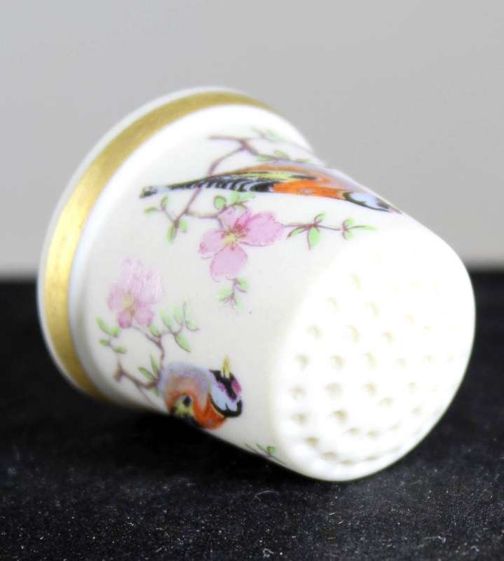 Collectible Thimble - IBIS Aveiro - Portugal - Birds - Act Fast!! Bid Now!!!