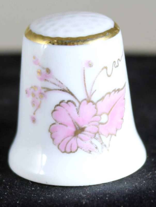 Collectible thimble - Reutter -  W Germany - Pink flowers