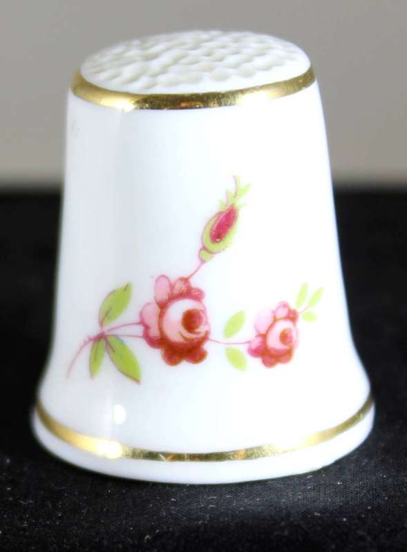 Collectible Thimble - Royal Adderley - Roses