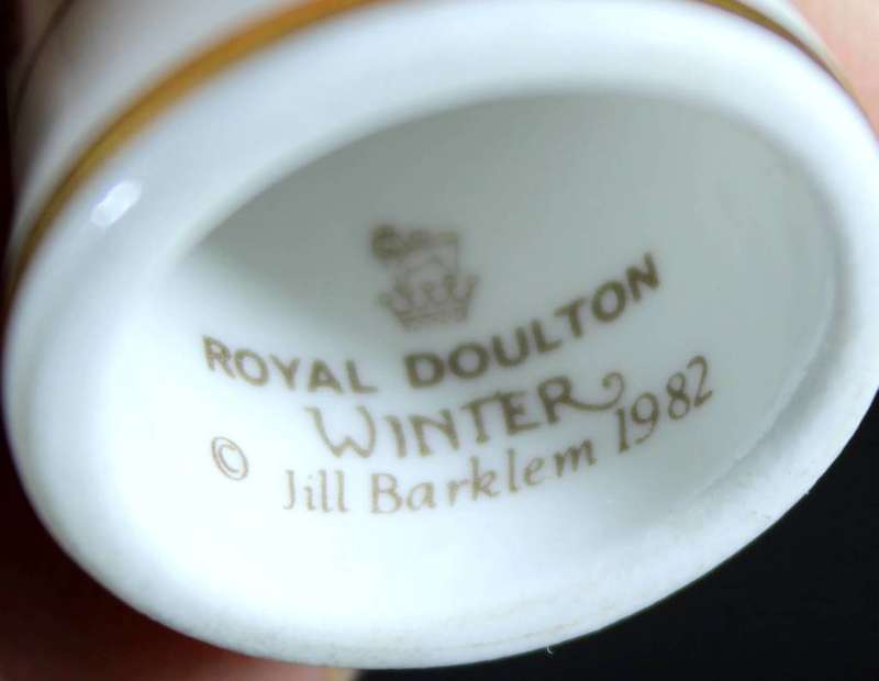 Collectible thimble - Royal Doulton- Four seasons- Jill Barklem 1982