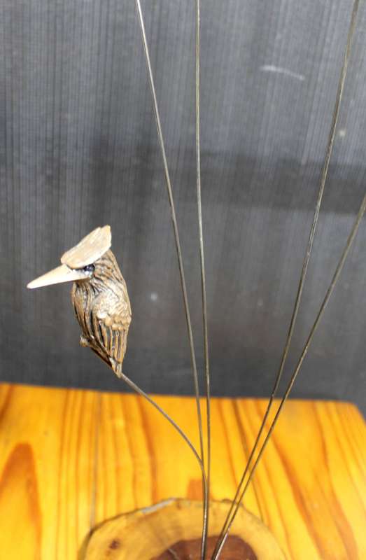 Molded birds in the reeds