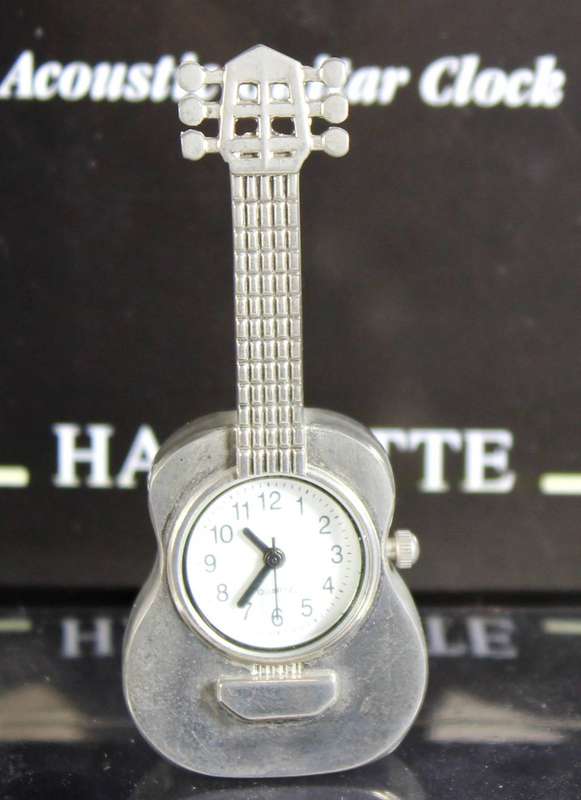 Hachette clock with booklet - #31 Acoustic Guitar