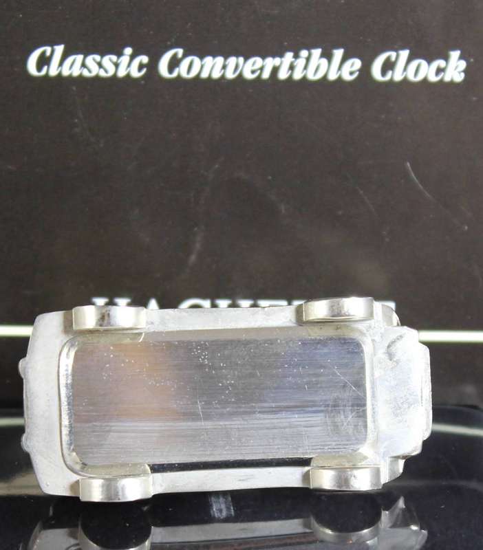 Hachette clock with booklet - classic convertible