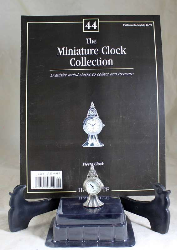Hachette clock with booklet - #44 Fiesta Clock