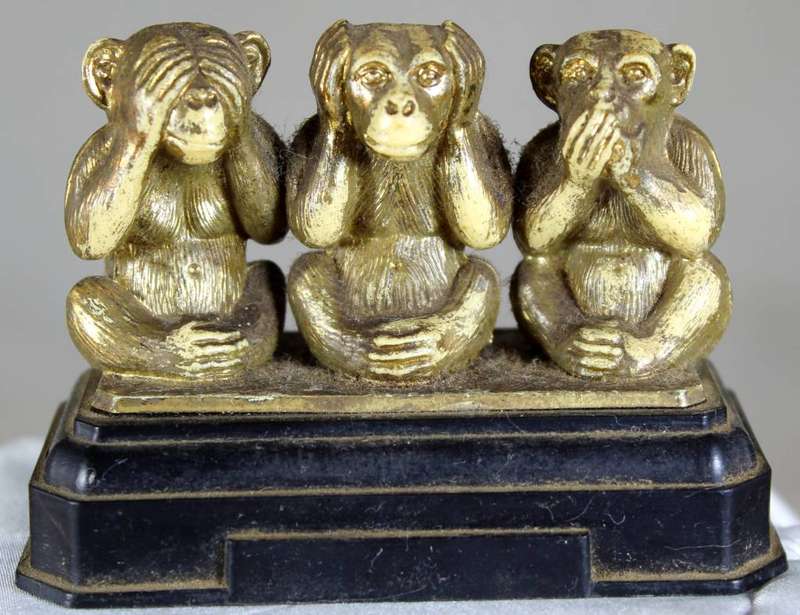 Miniature plastic 3 wise monkeys