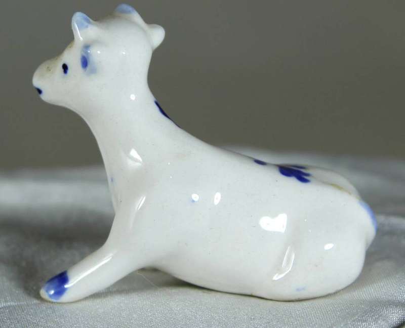 Miniature - Blue & White Cow Laying Down - Act Fast!!! -BID NOW!!!