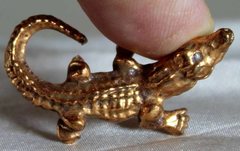 Miniature copper / lead crocodile