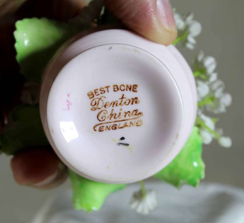 Denton china rose & pose vase