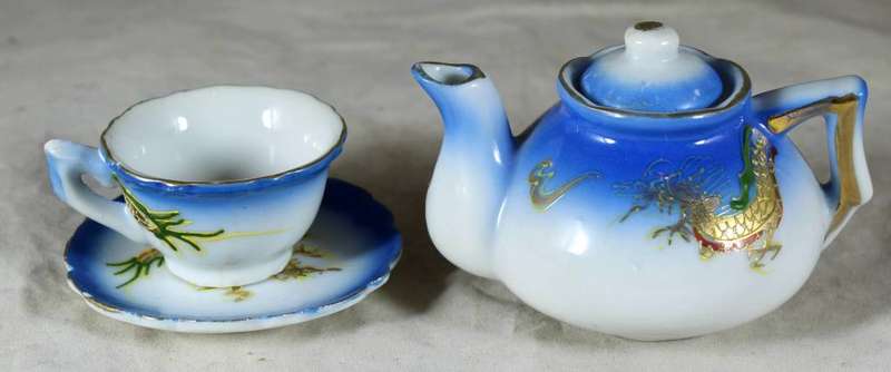 Miniature Chinese tea for one