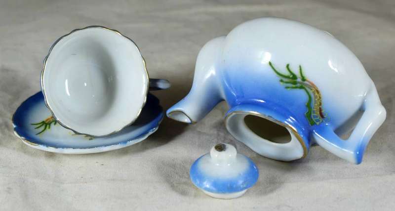 Miniature Chinese tea for one