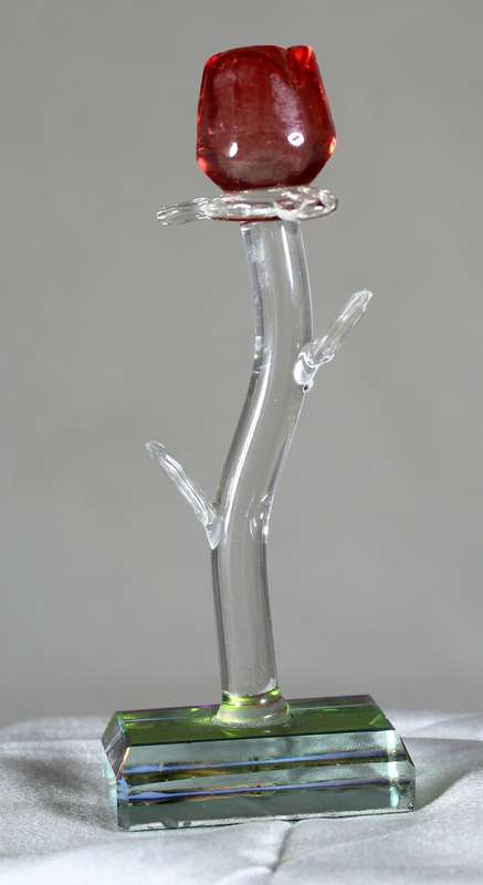 Red glass rose