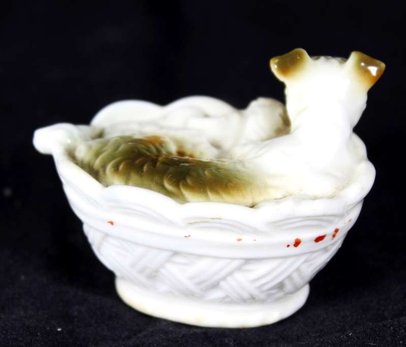 Terrier pup in basket - Bone china