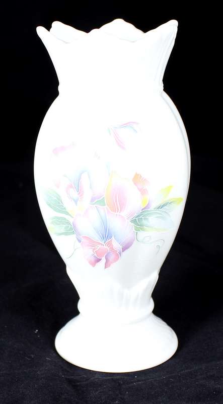 Aynsley vase - Little Sweetheart