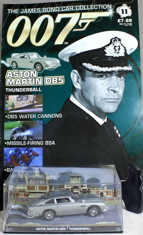 JAMES BOND 007  UNIVERSAL HOBBIES- Aston Martin DB5 ( Thunderball #11 )
