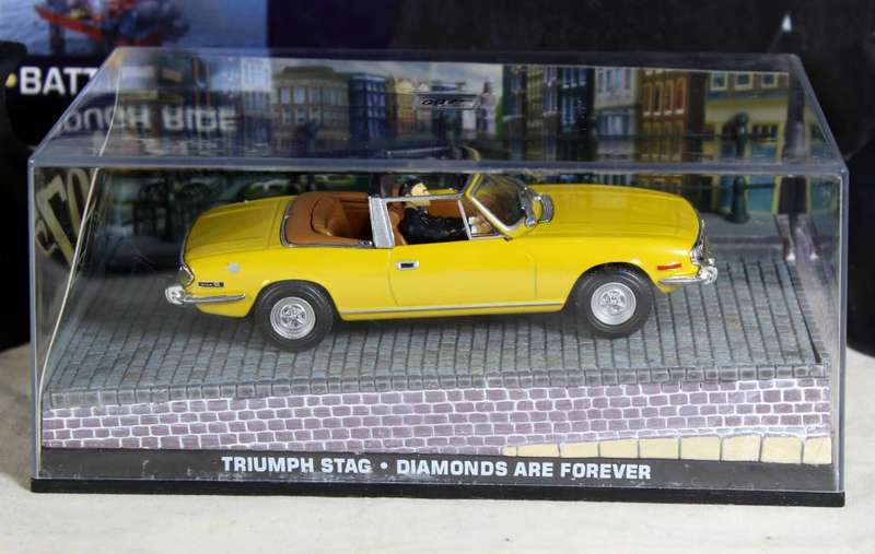 JAMES BOND 007  UNIVERSAL HOBBIES- Triumph Stag ( Diamonds Are Forever #18 )