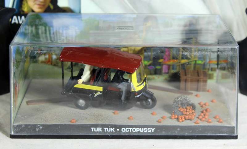 James Bond - Tuk Tuk Taxi (Octopussy #29)