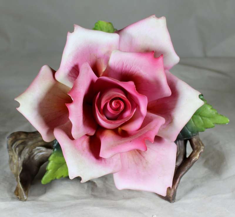 Porcelain Rose On Stump - Large