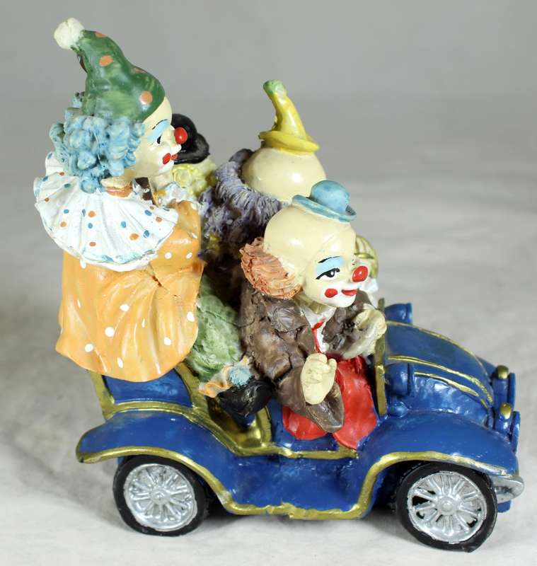 4 Musical Clowns in Open Car