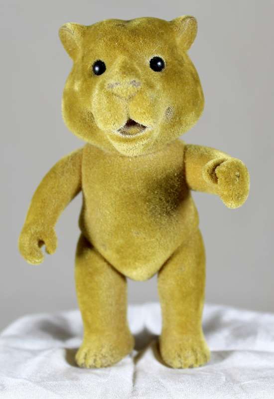 Sylvanian vintage leopard child