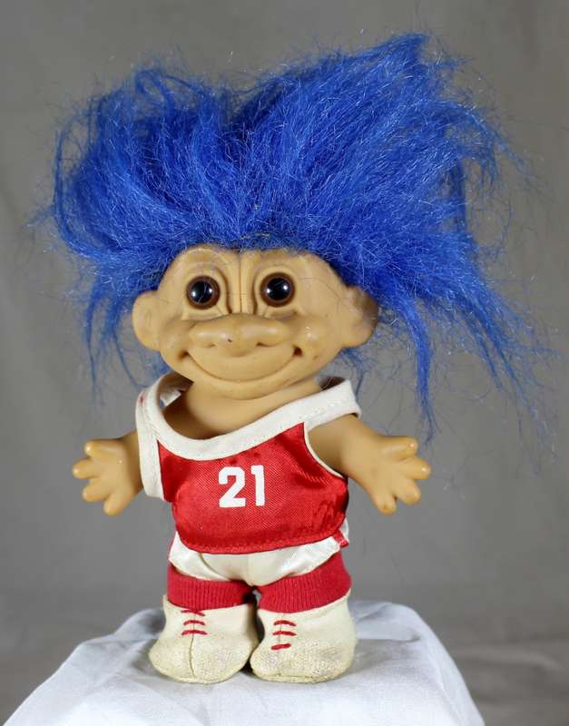 Russ Troll - blue hair - uniform no.21
