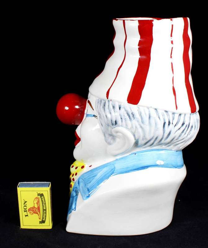 Large clown vase - Yellow cravat